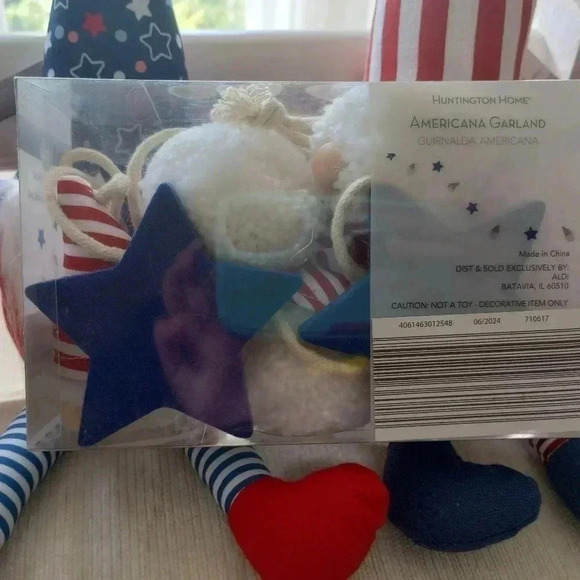 Gnome star red white blue 4th of July Garland's decor hanging decorations home - Picture 3 of 4